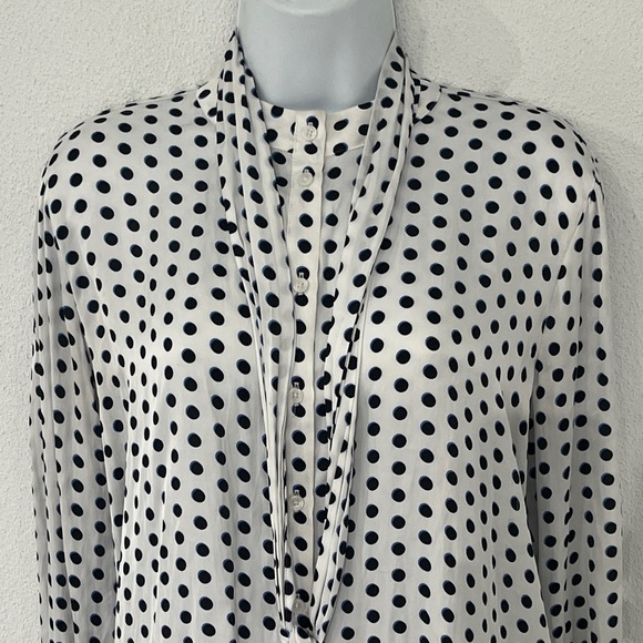 Express Button Up Blouse Size L - Picture 3 of 7